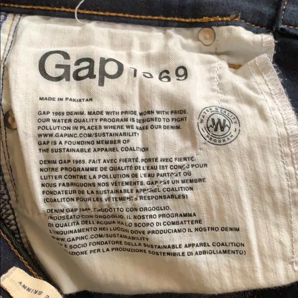 Gap High Rise Jeans - Picture 6 of 7